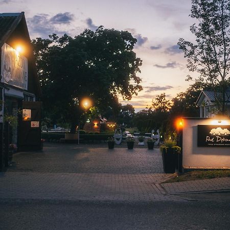Pod Debami Domki ,Pokoje,Nauka Jazdy Konnej Sarbsk Obok Leby Exteriér fotografie